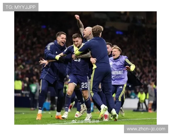 十人哥本哈根点球扳平,麦克托米奈头球破门难取胜 十人哥本哈根点球扳平,麦克托米奈头球破门难取胜